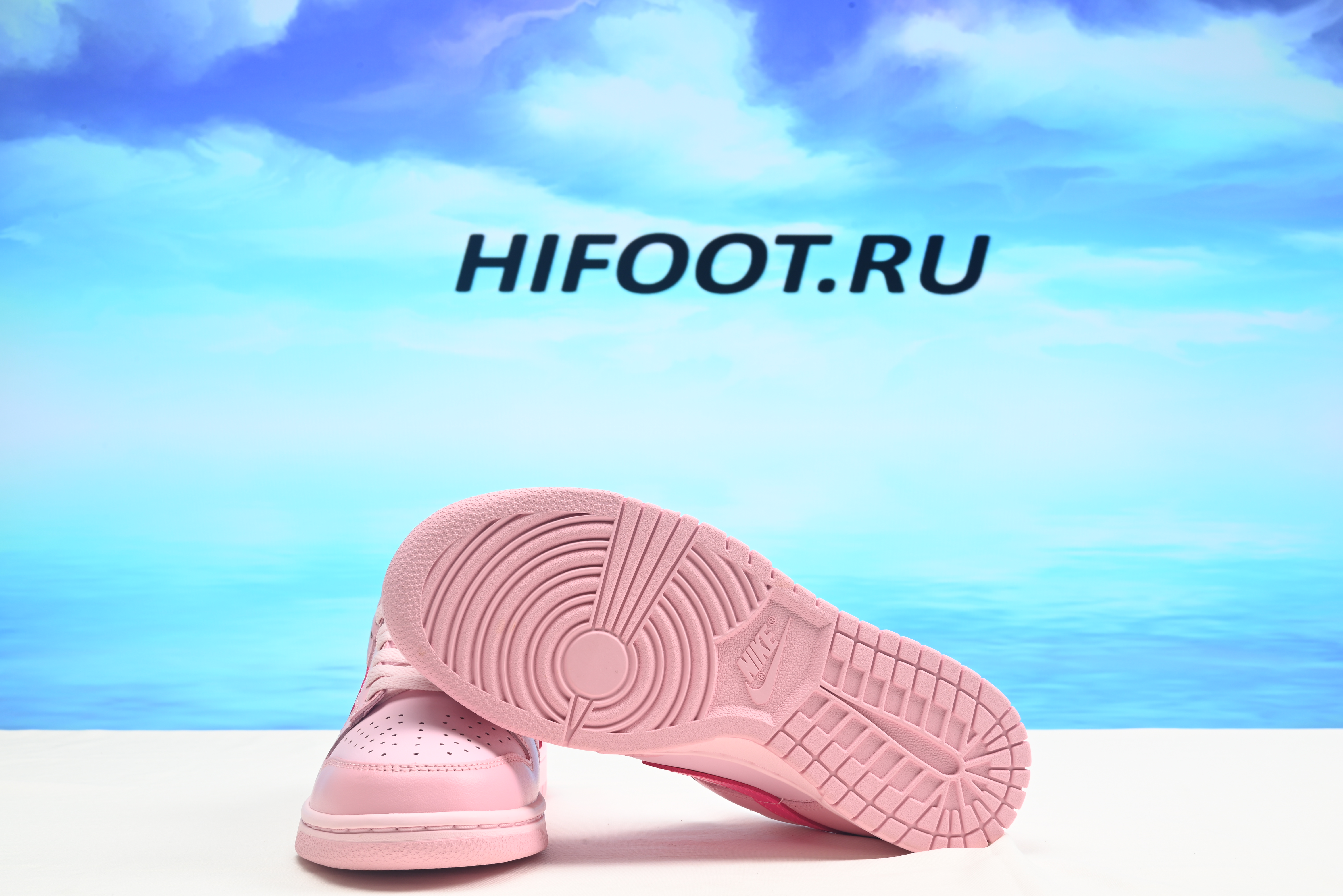 Nike Dunk Low GS Triple Pink DH9765-600