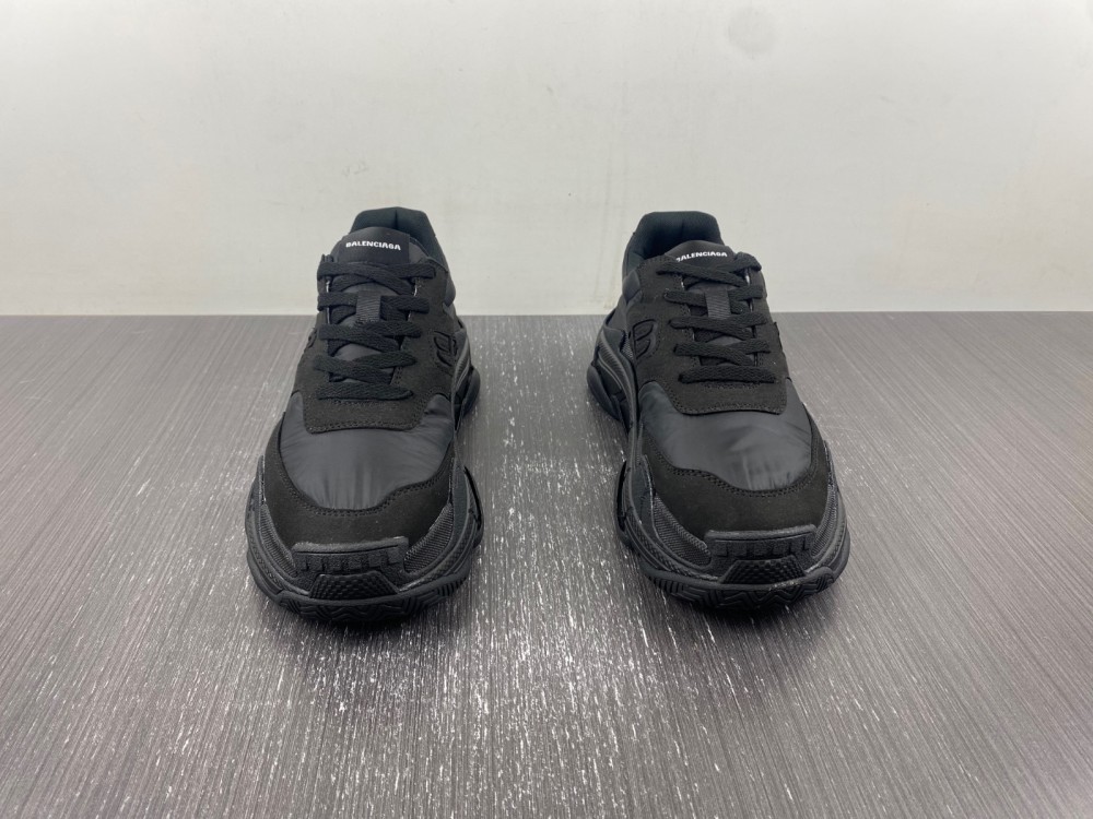 Balenc1a9a trip S 2023081801