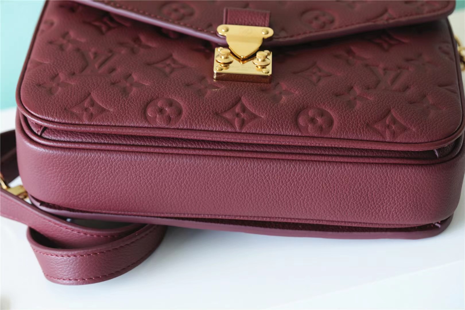 1V Pochette Metis 25*19*7CM 2023082302