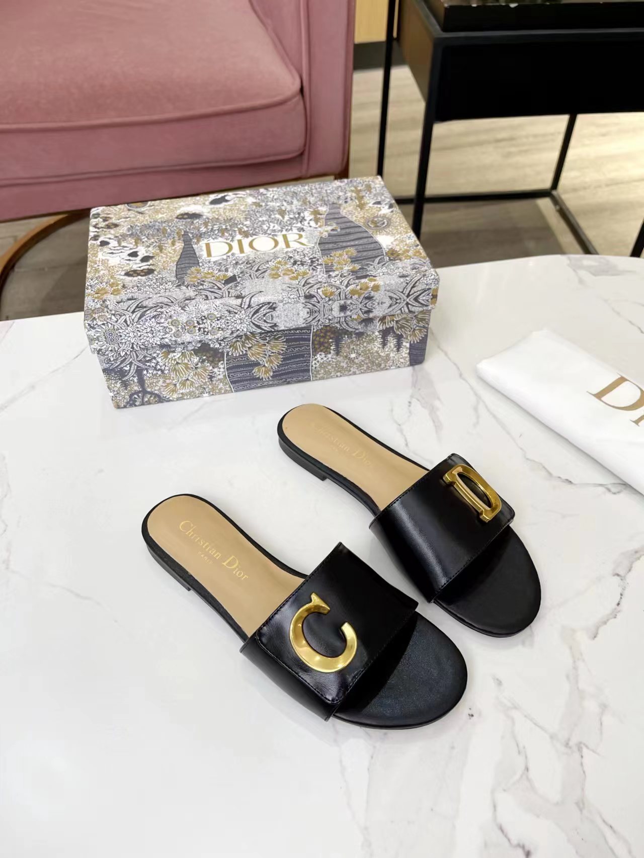 D*or women sandals 2023082401