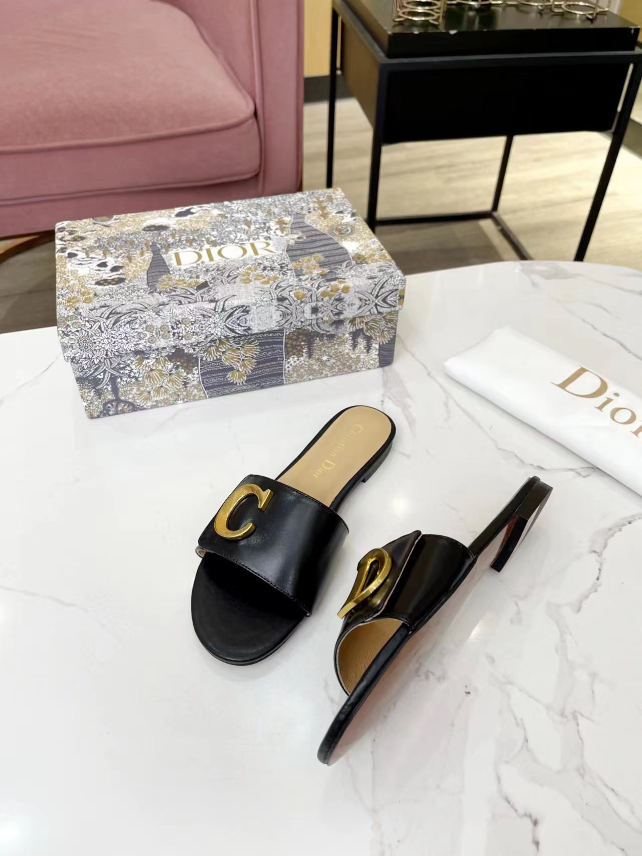 D*or women sandals 2023082401