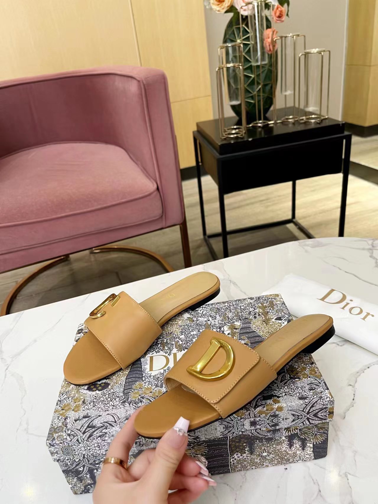 D*or women sandals 2023082403