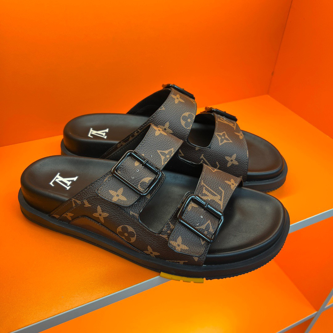 1V sandals 2023082402