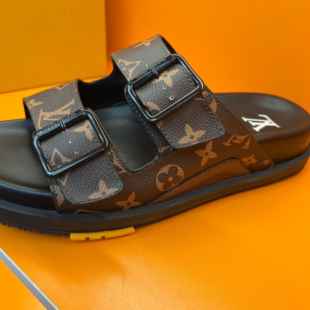 1V sandals 2023082402
