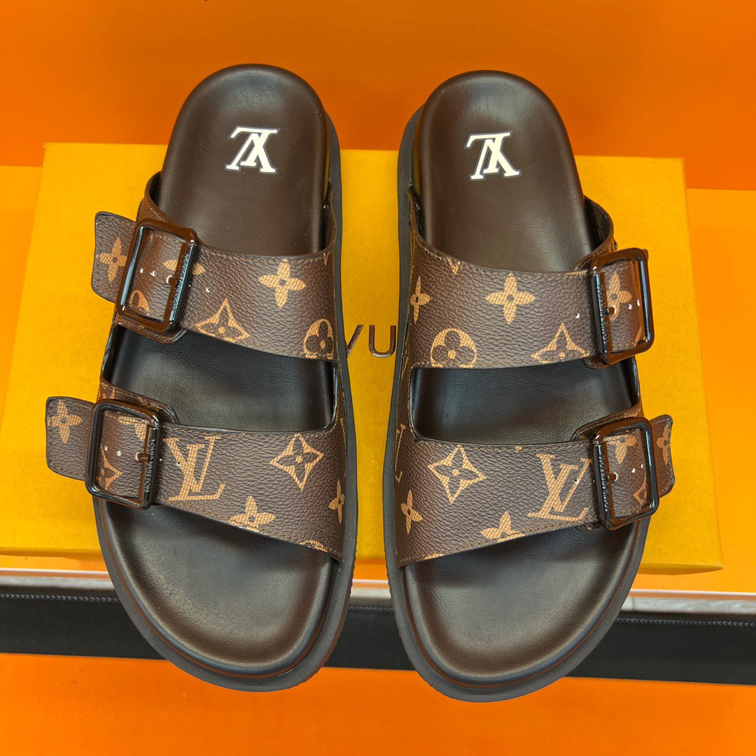 1V sandals 2023082402