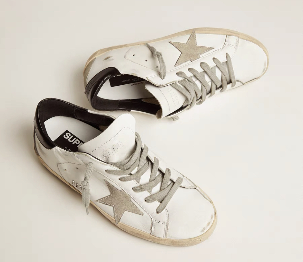 Golden goose sneakers 2023082701