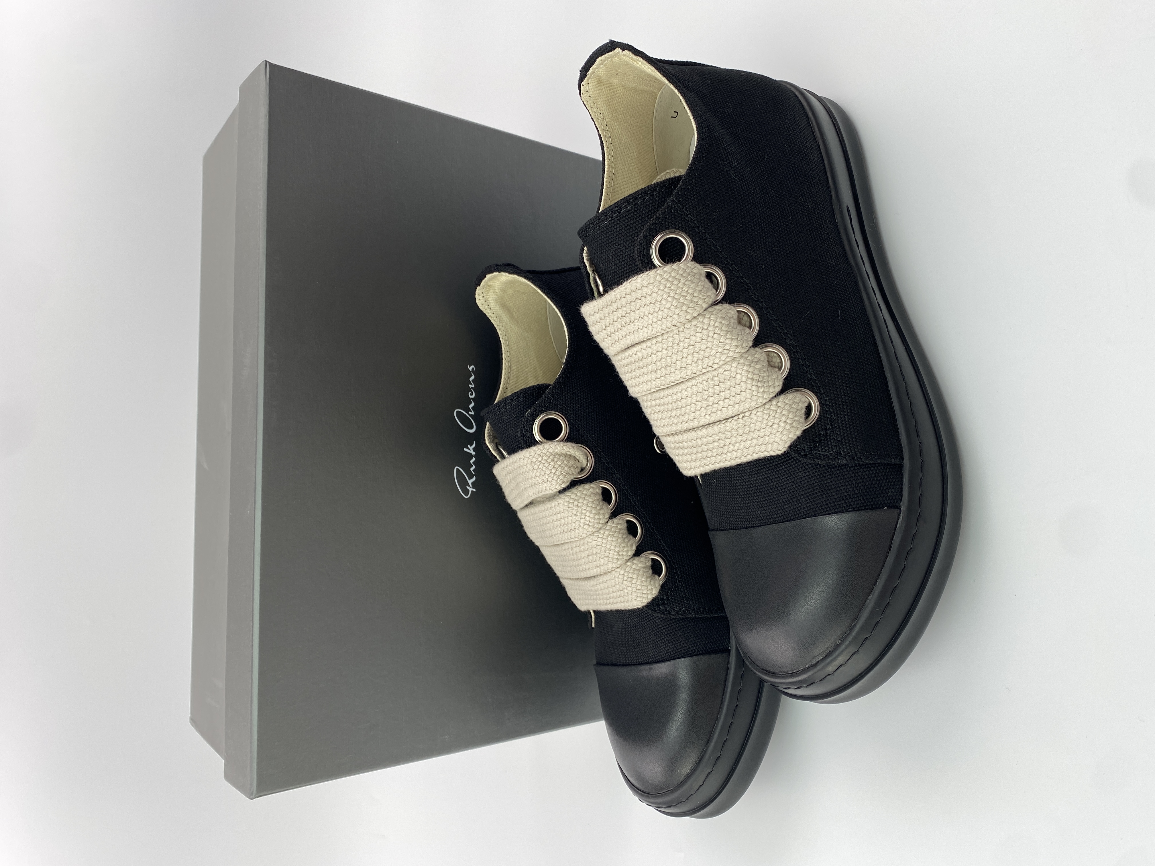 Rick Owens sneaker 2023083001