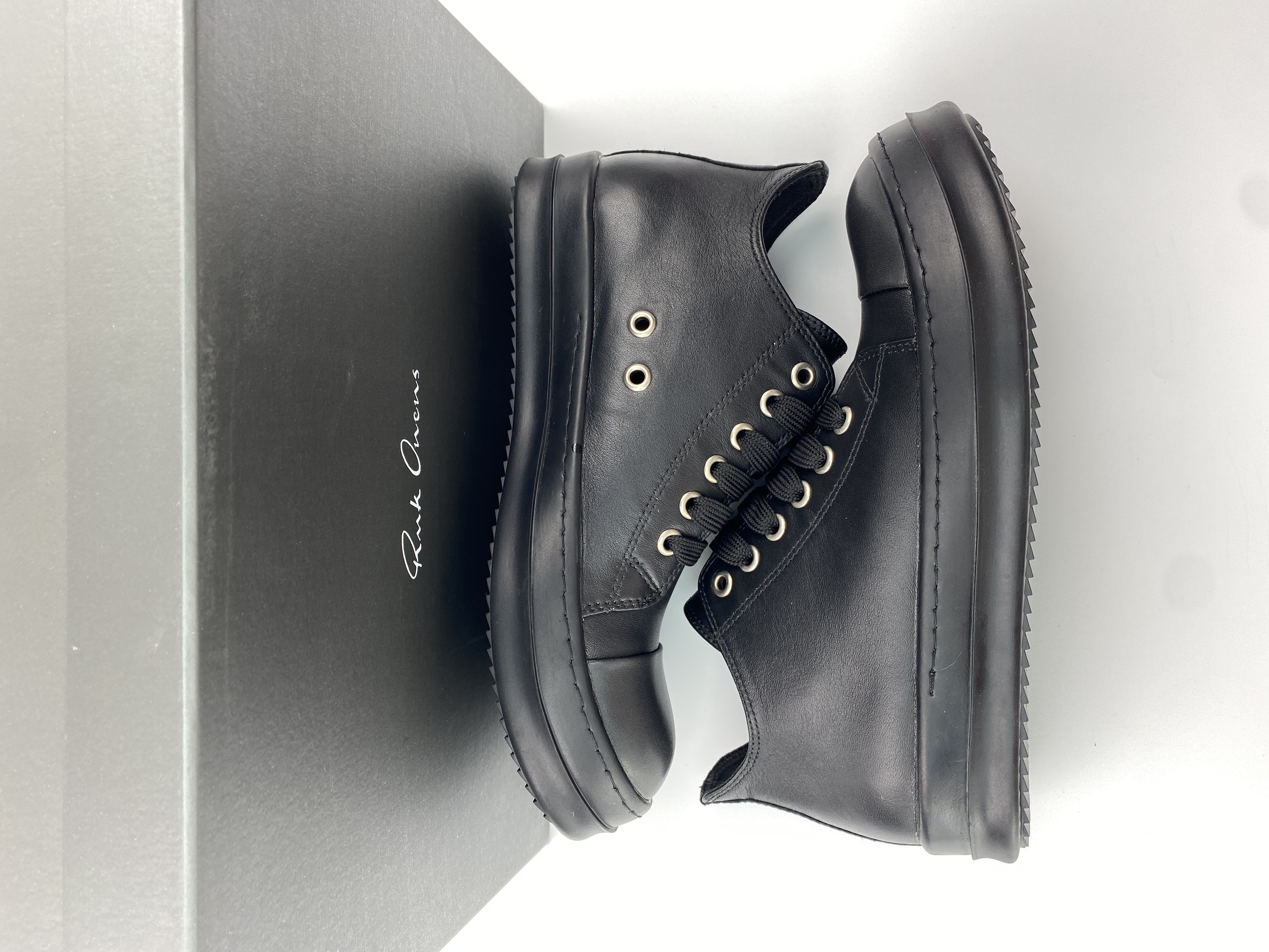 Rick Owens sneaker 2023083003