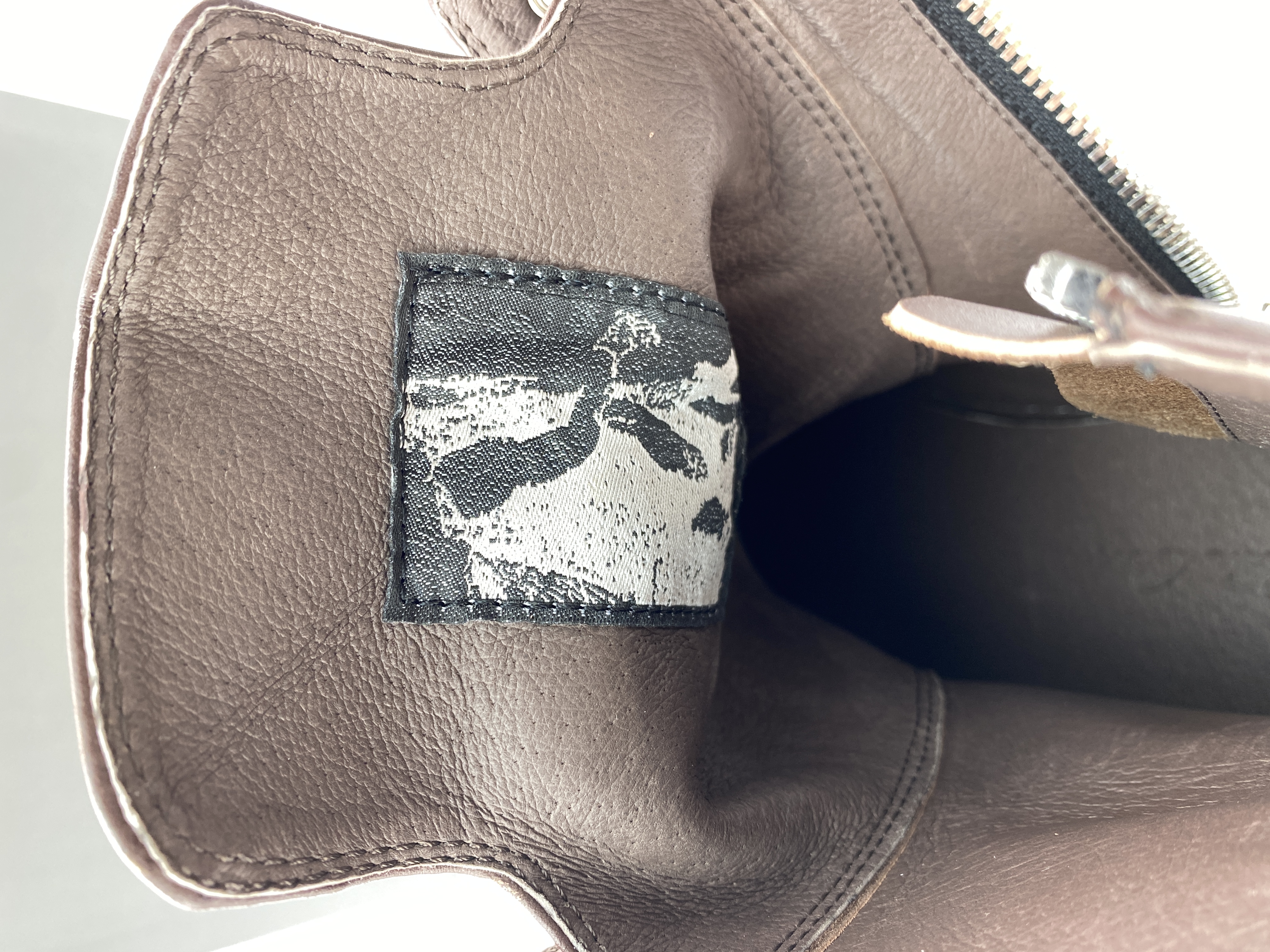 Rick Owens sneaker 2023083009