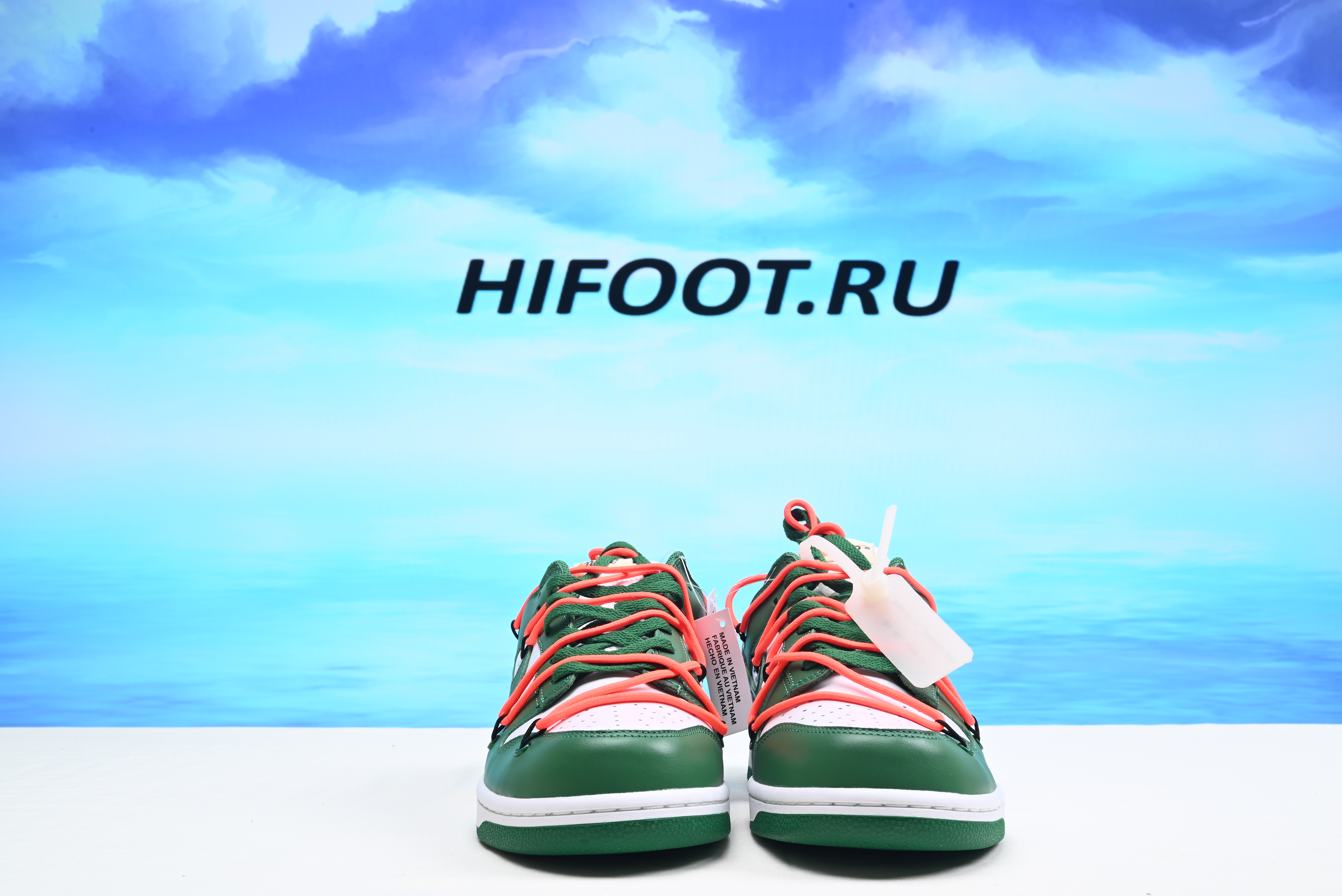 Nike Dunk Low Off-White Pine Green CT0856-100