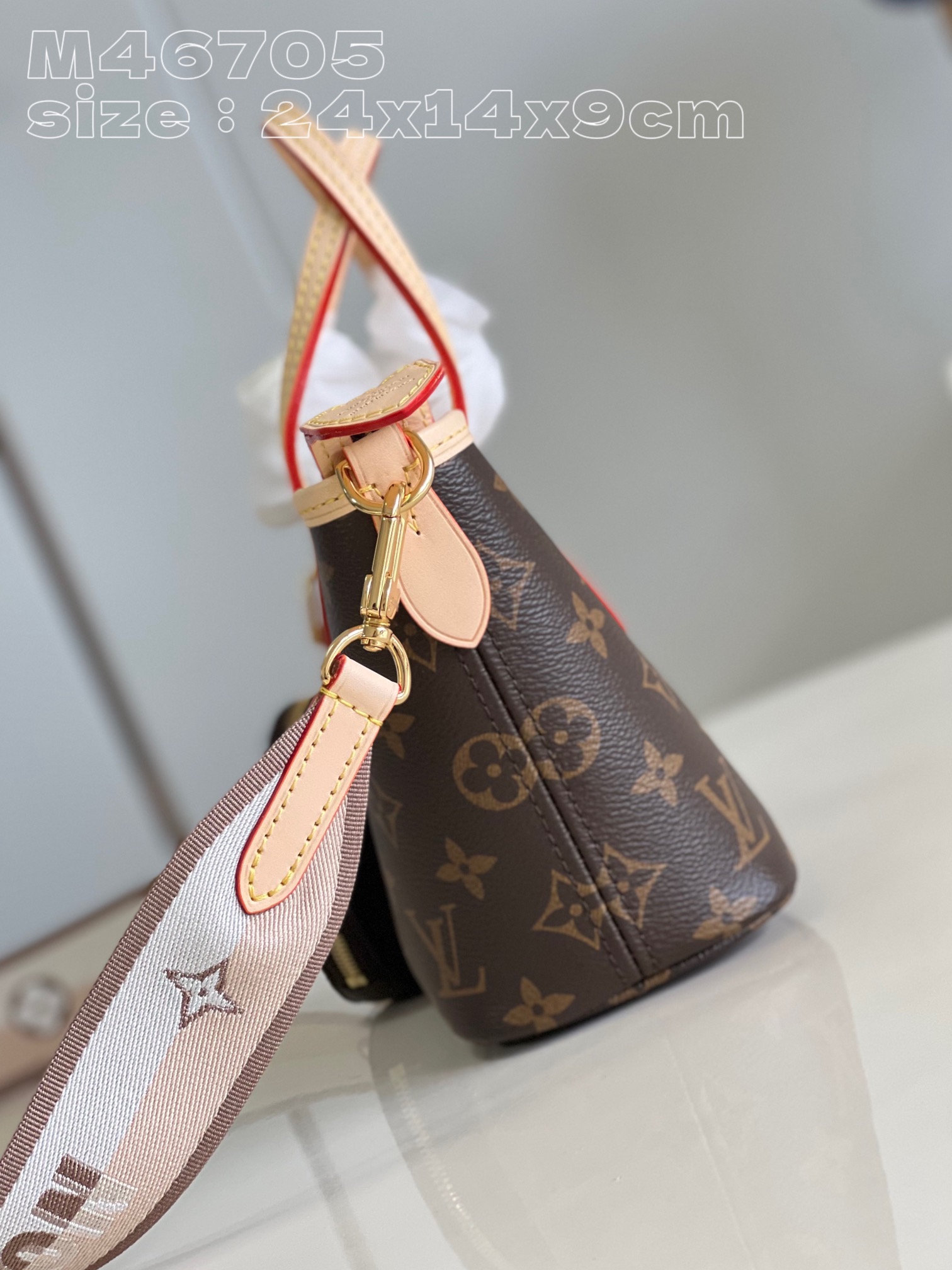 1V Neverfull BB bag 24*14*9cm 2023090204