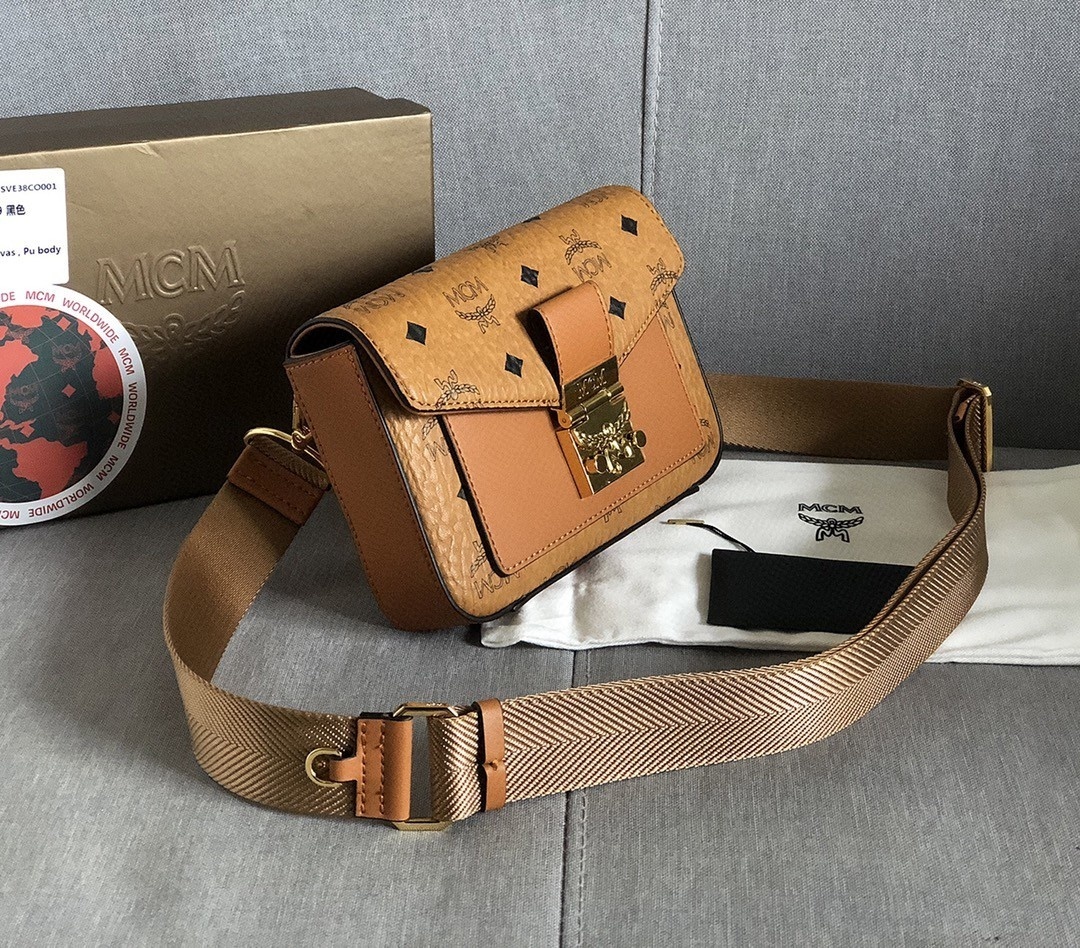 MCM Millie Nappa shoulderbag 20.5*14*4cm