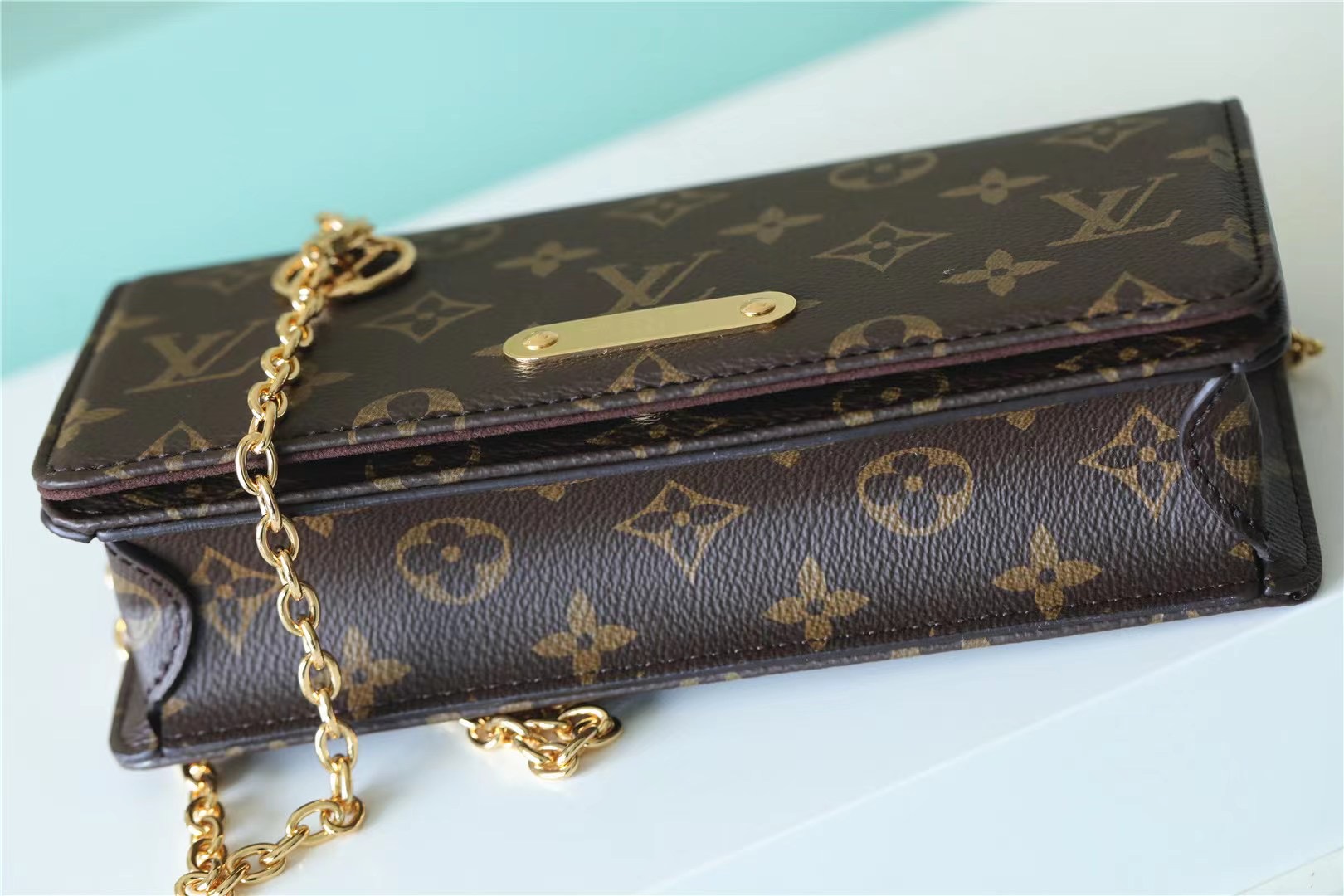 1V Lily Wallet On Chain 20.5*10*3.5