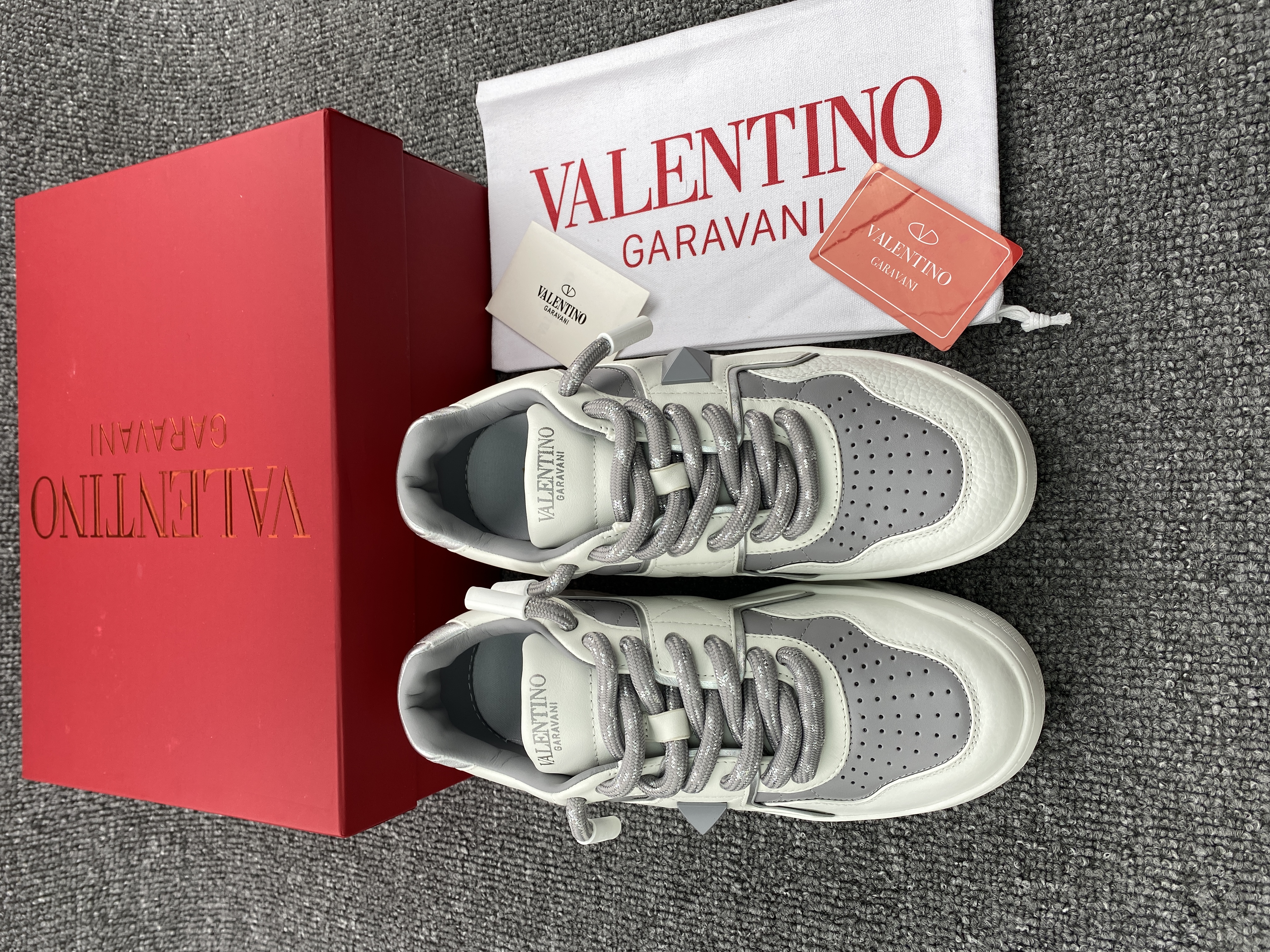 Valentino sneaker 2023090602