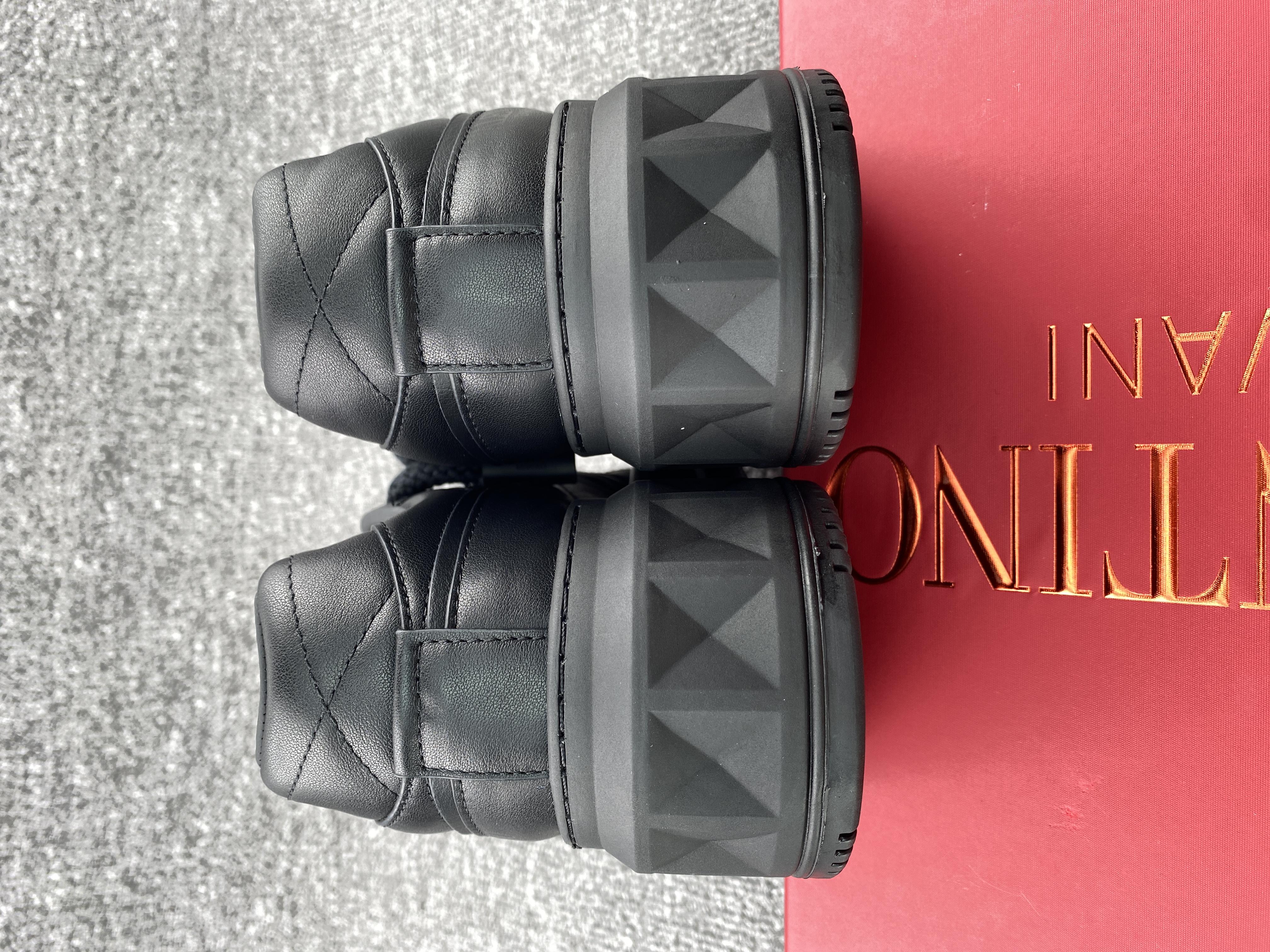 Valentino sneaker 2023090604