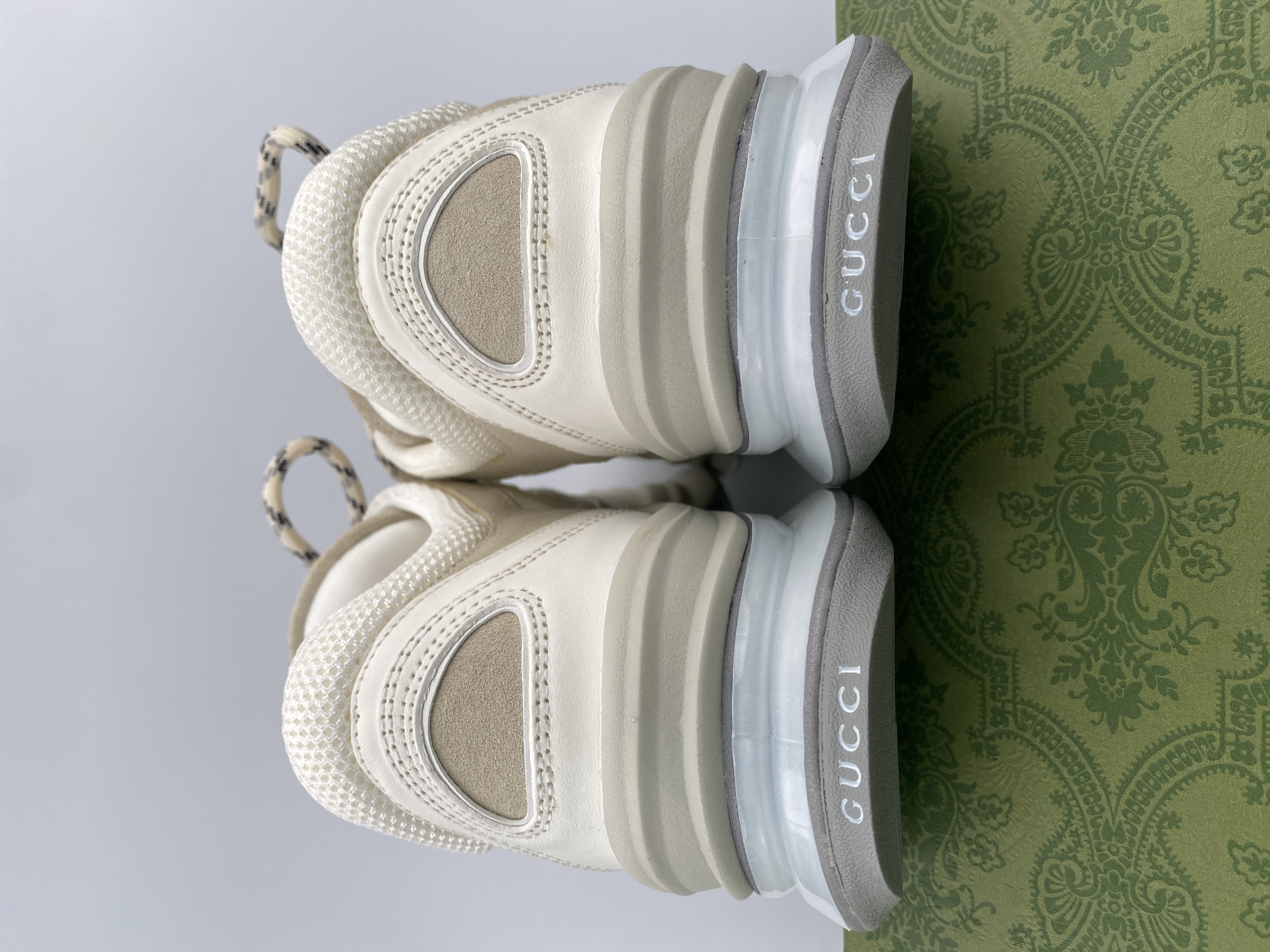 Gvcci Run sneaker 2023090602