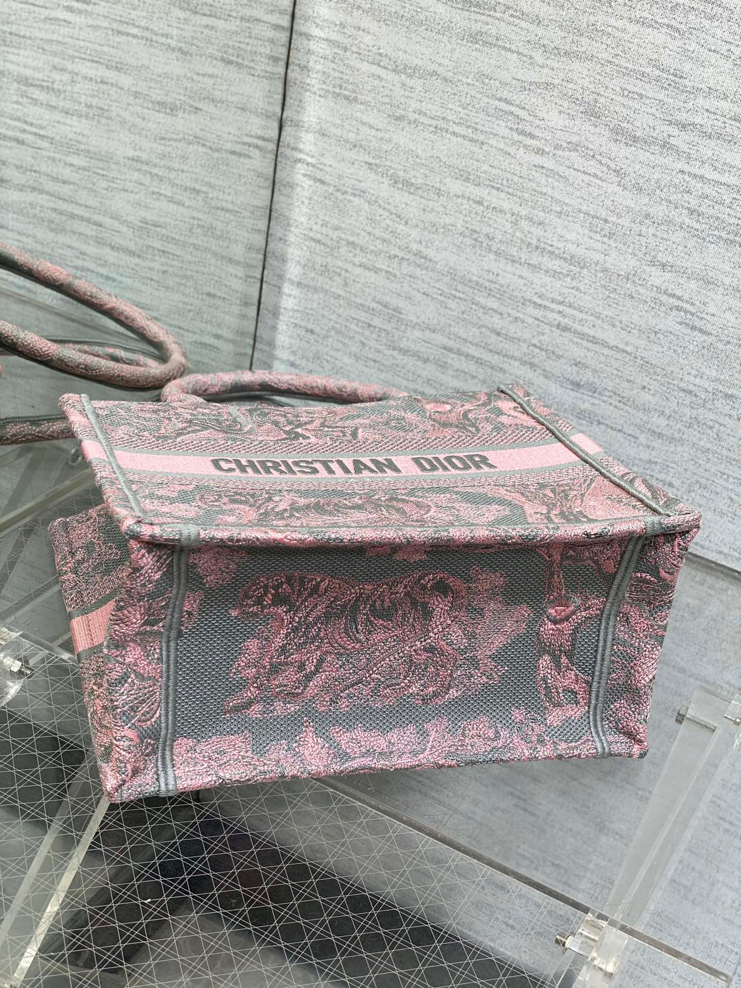 D*or book tote 26.5cm 2023090806