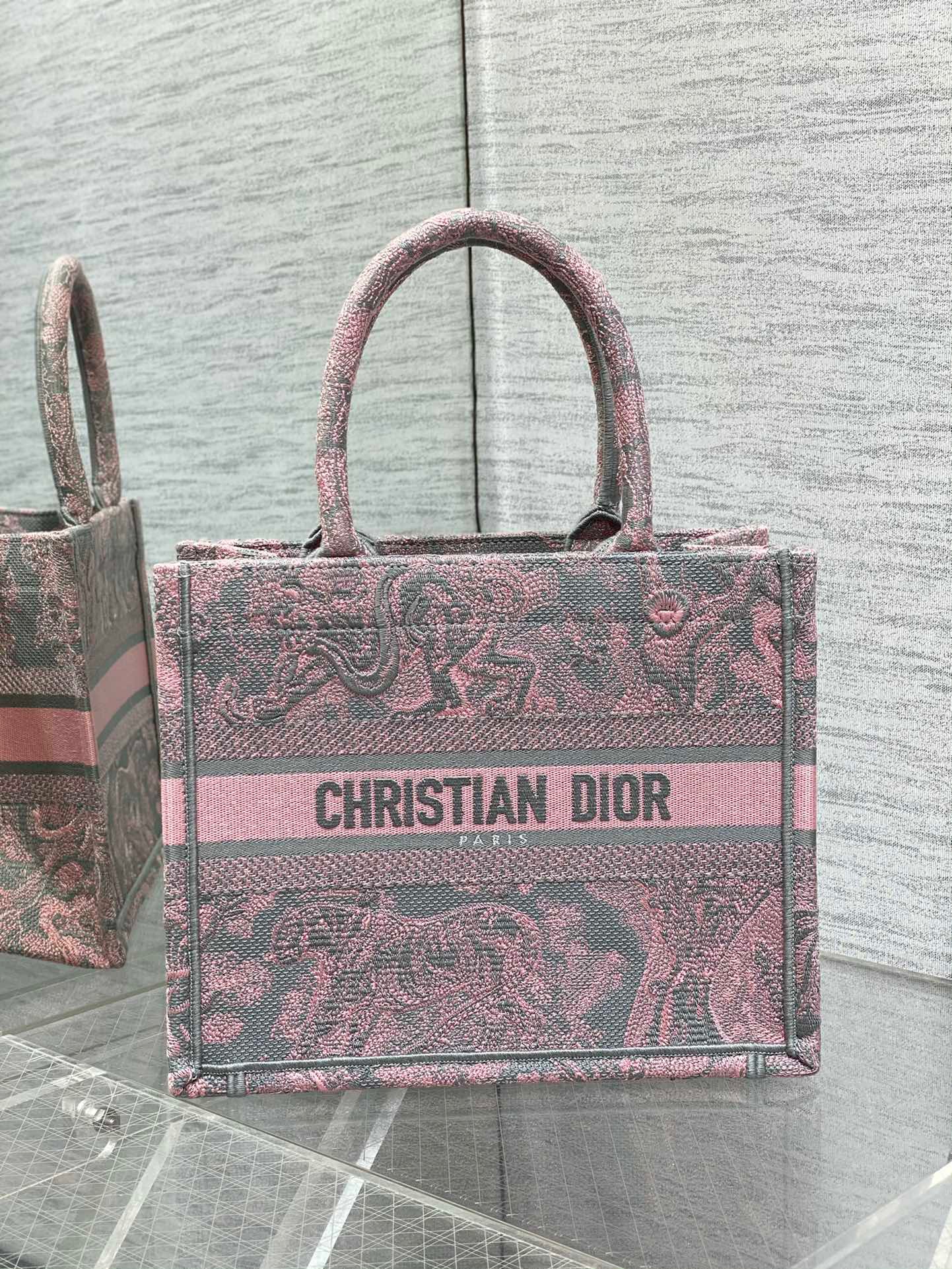 D*or book tote 26.5cm 2023090806