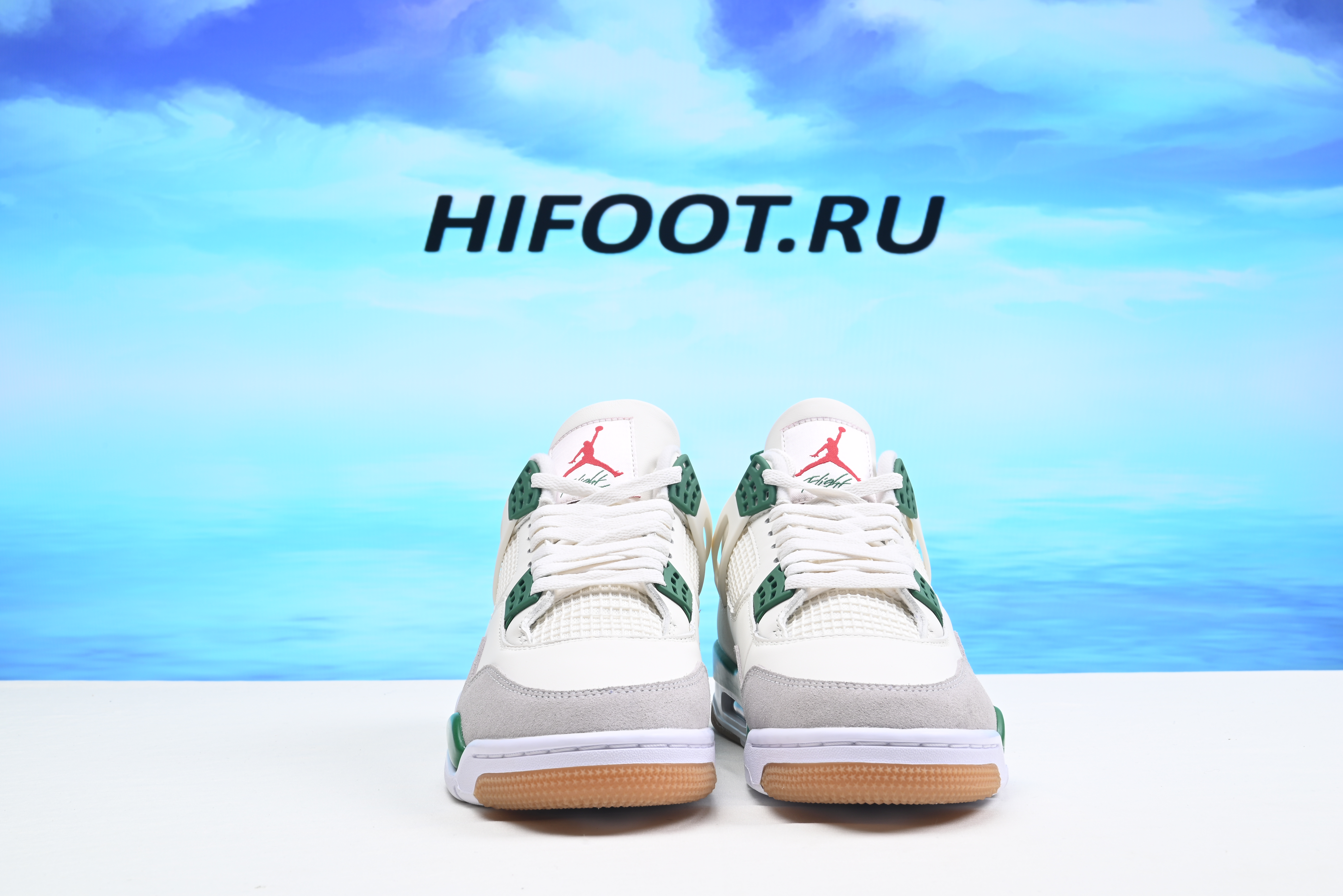 Jordan 4 Retro SB Pine Green DR5415-103