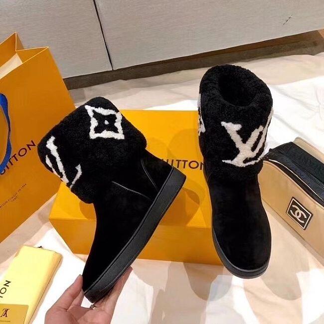 lv l**is V*t*n boots 2023091401