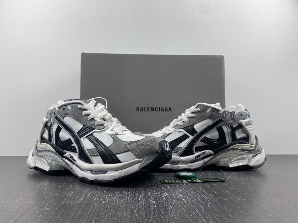 Ba*len*cia*ga runner 2023091502
