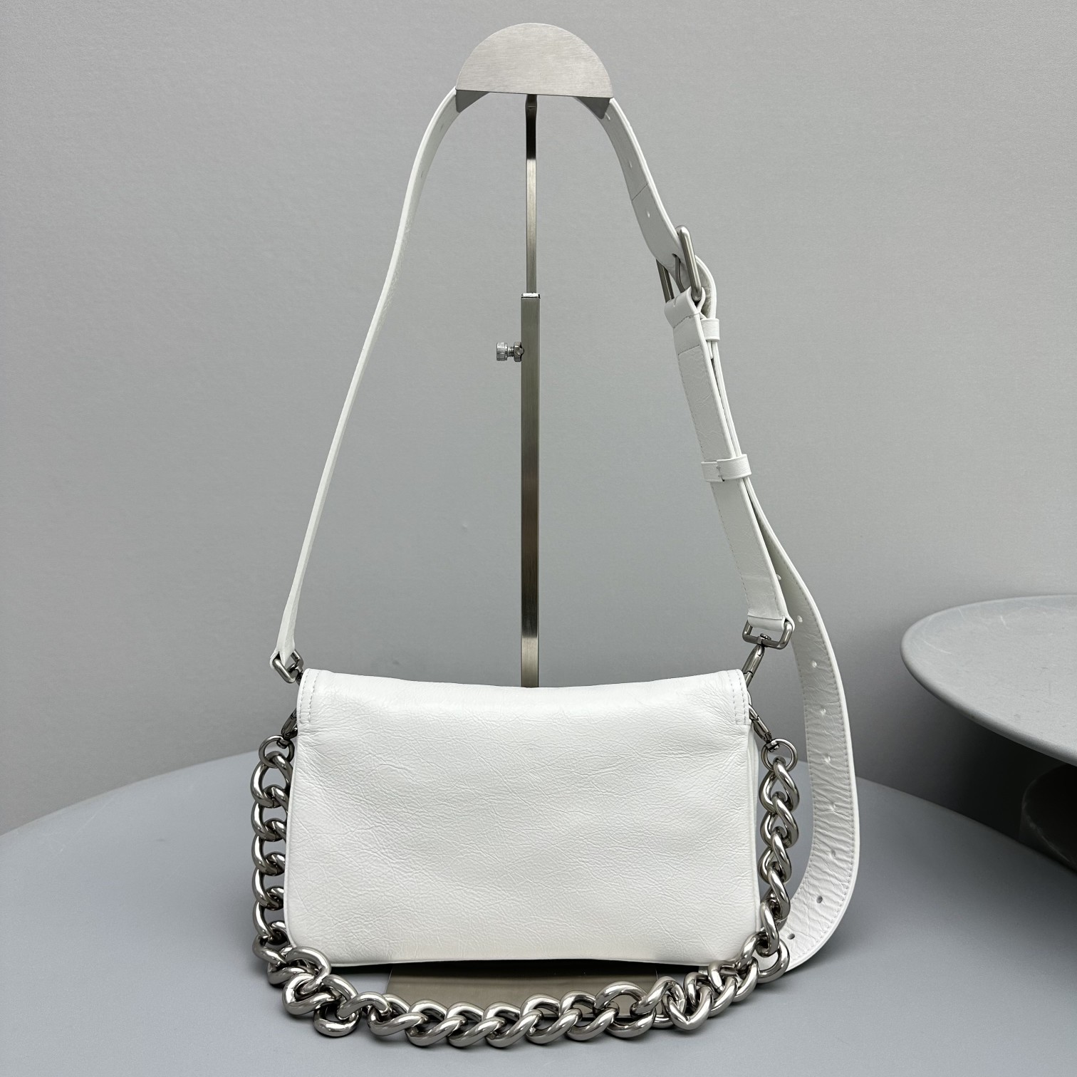 Ba*len*cia*ga 23fall bb soft bag 23.5*14cm 2023091902