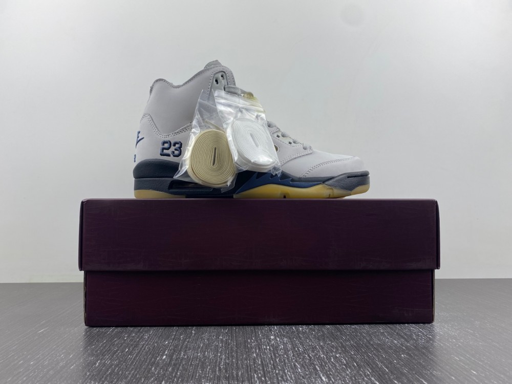 A Ma Maniére x Wmns Air Jordan 5 Retro Photon Dust FZ5758-004