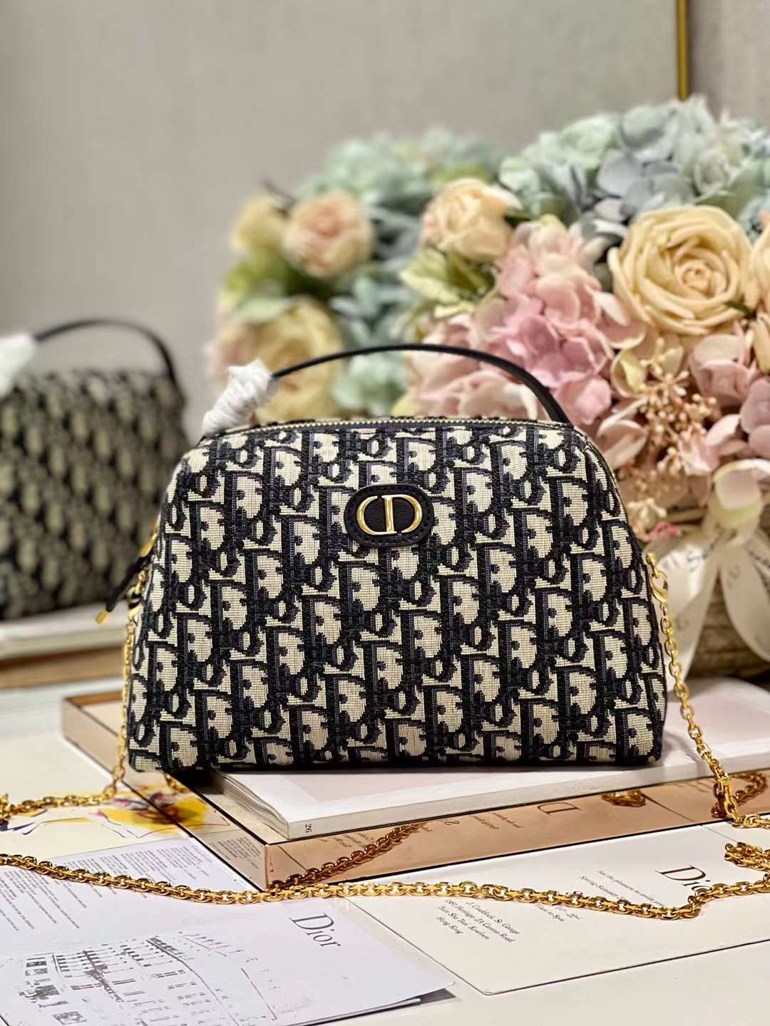 D*or bag 5313 21×12.5×8cm 2023092103