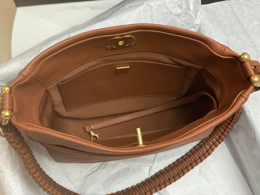Ch*el hobo 26*25*7.5cm 2023092110