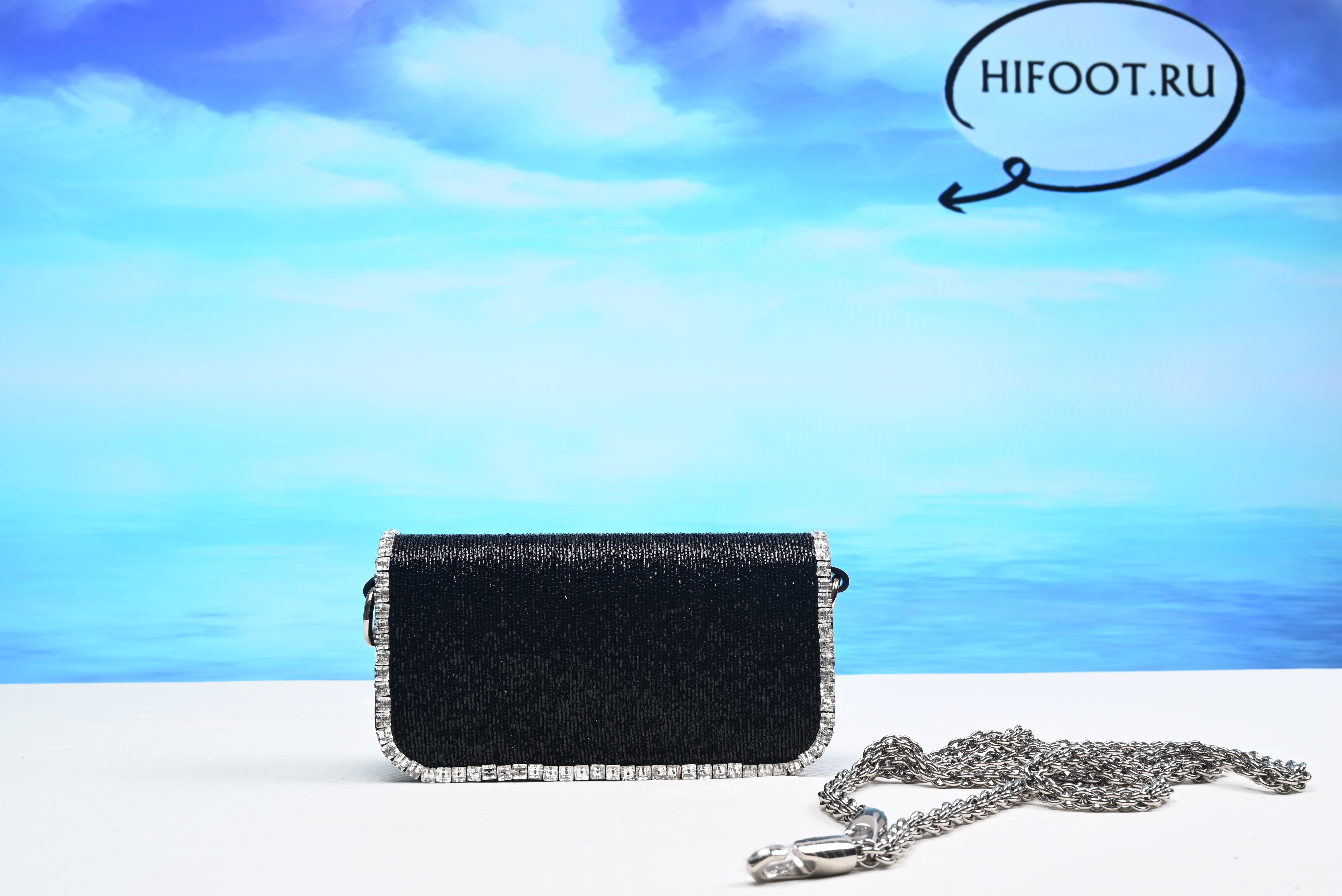 Valentino Garavani Loco Bag Black 19cm