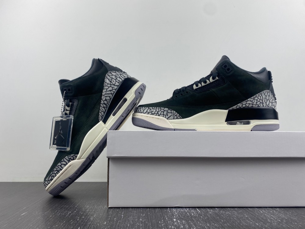 Wmns Air Jordan 3 Retro  Off Noir CK9246-001