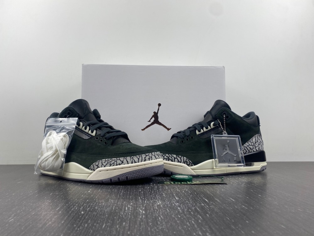 Wmns Air Jordan 3 Retro  Off Noir CK9246-001