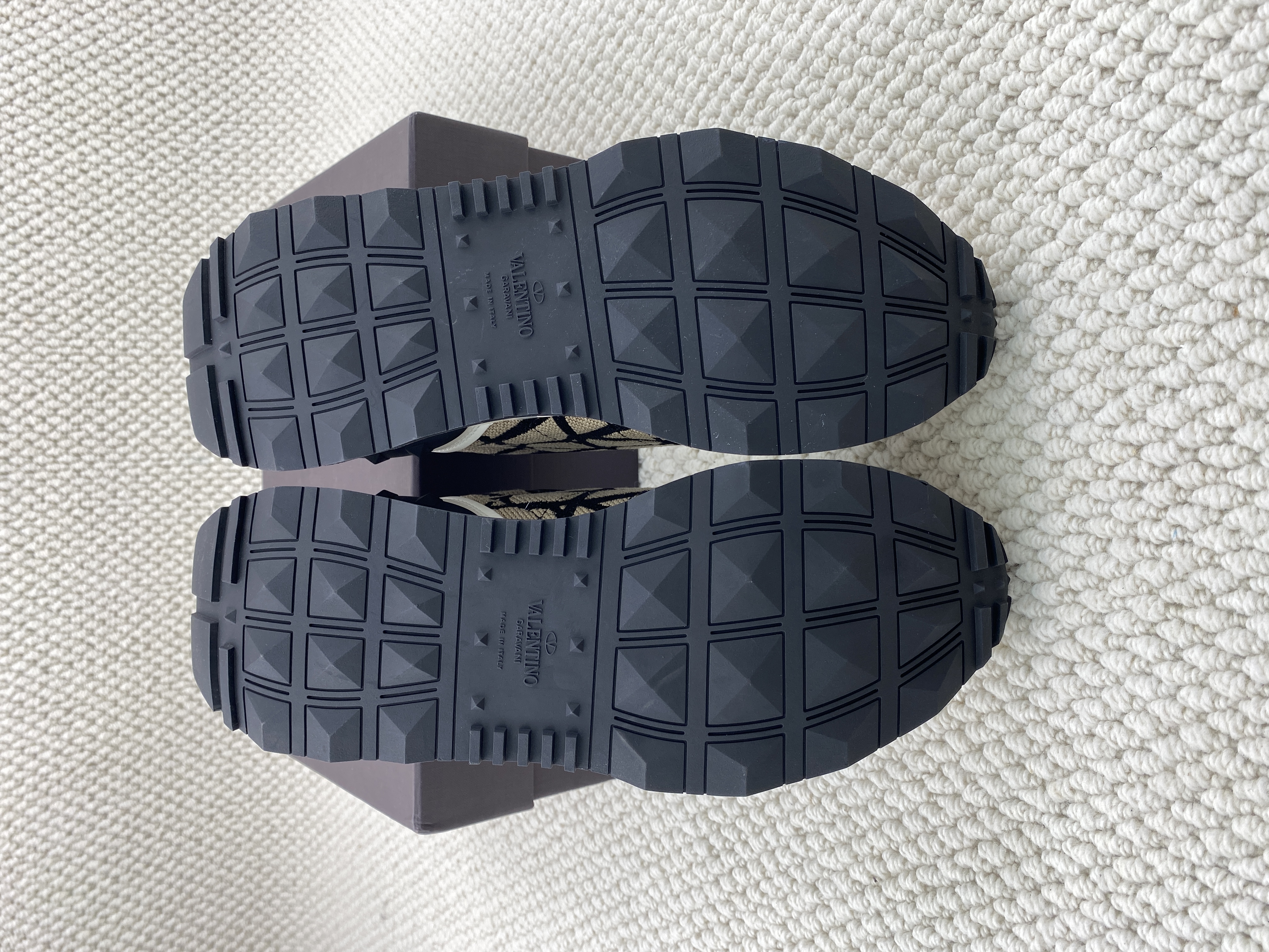 Valentino sneaker 2023101001