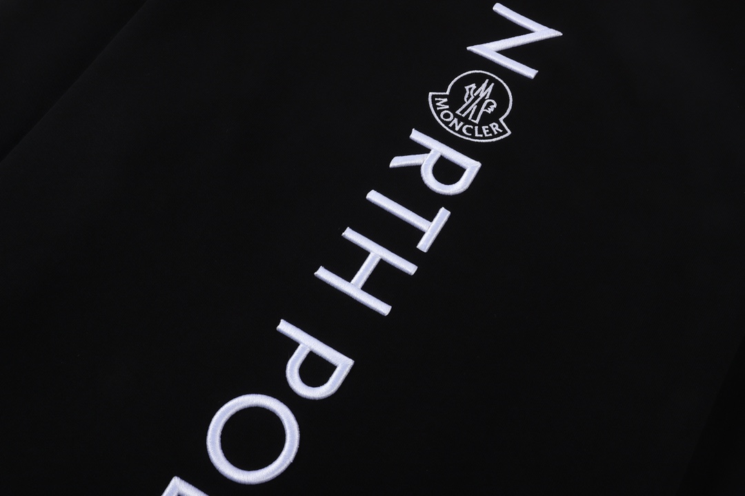 Monceler sweater 2023101002