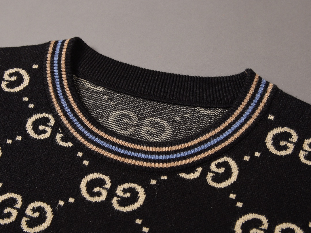 G*u*i sweater 2023101012