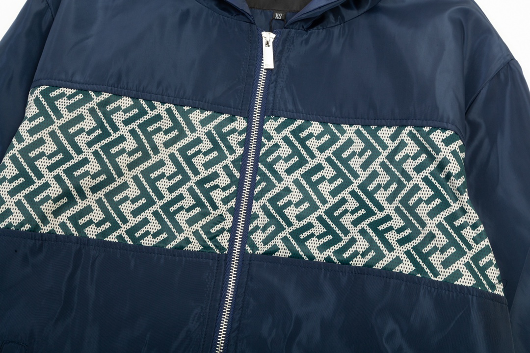 F**di coat 2023101016