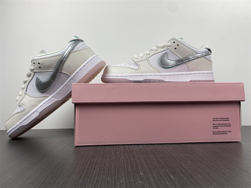 Nike Dunk Low PRO OG SB  BV1310-100