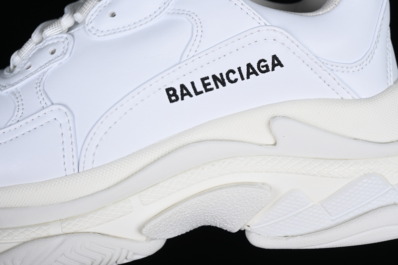 Ba1enc1aga Triple S 2023101401