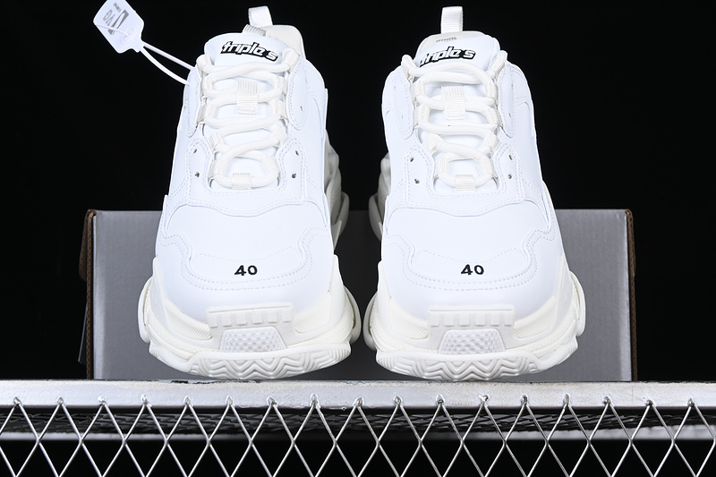 Ba1enc1aga Triple S 2023101401