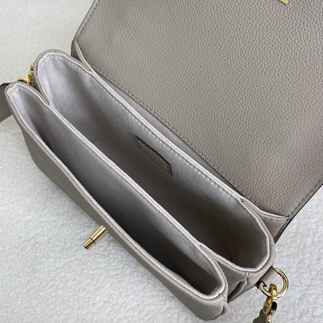 LV OXFORD bag 22*16*9.5cm 2023101602