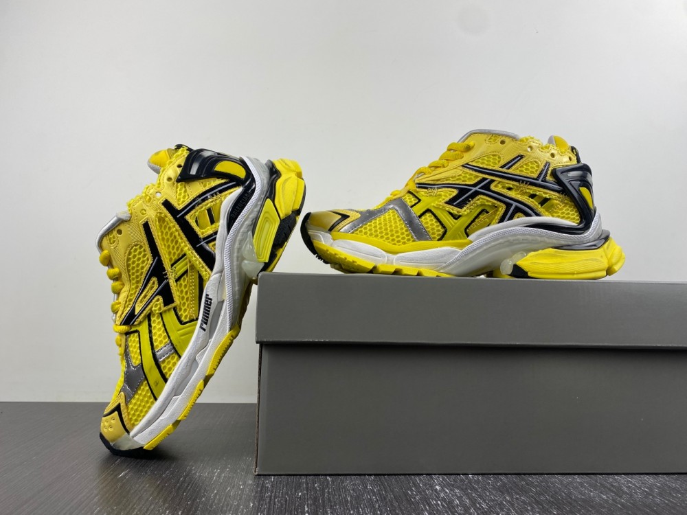 Ba1enc1aga sneaker 2023101801
