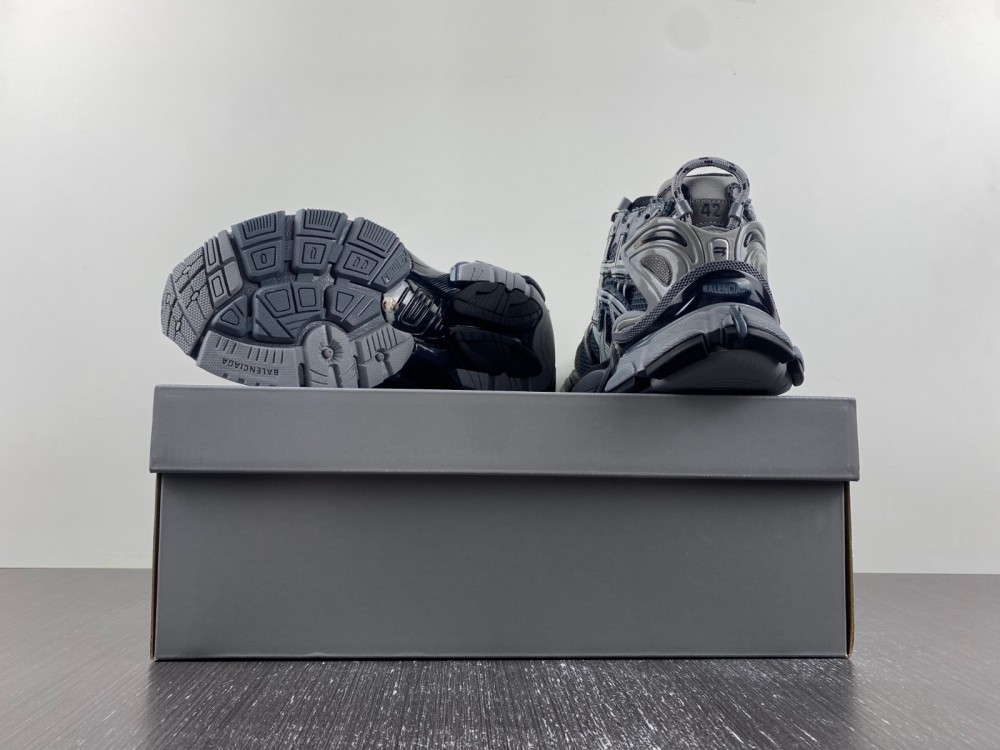 Ba1enc1aga sneaker 2023101802