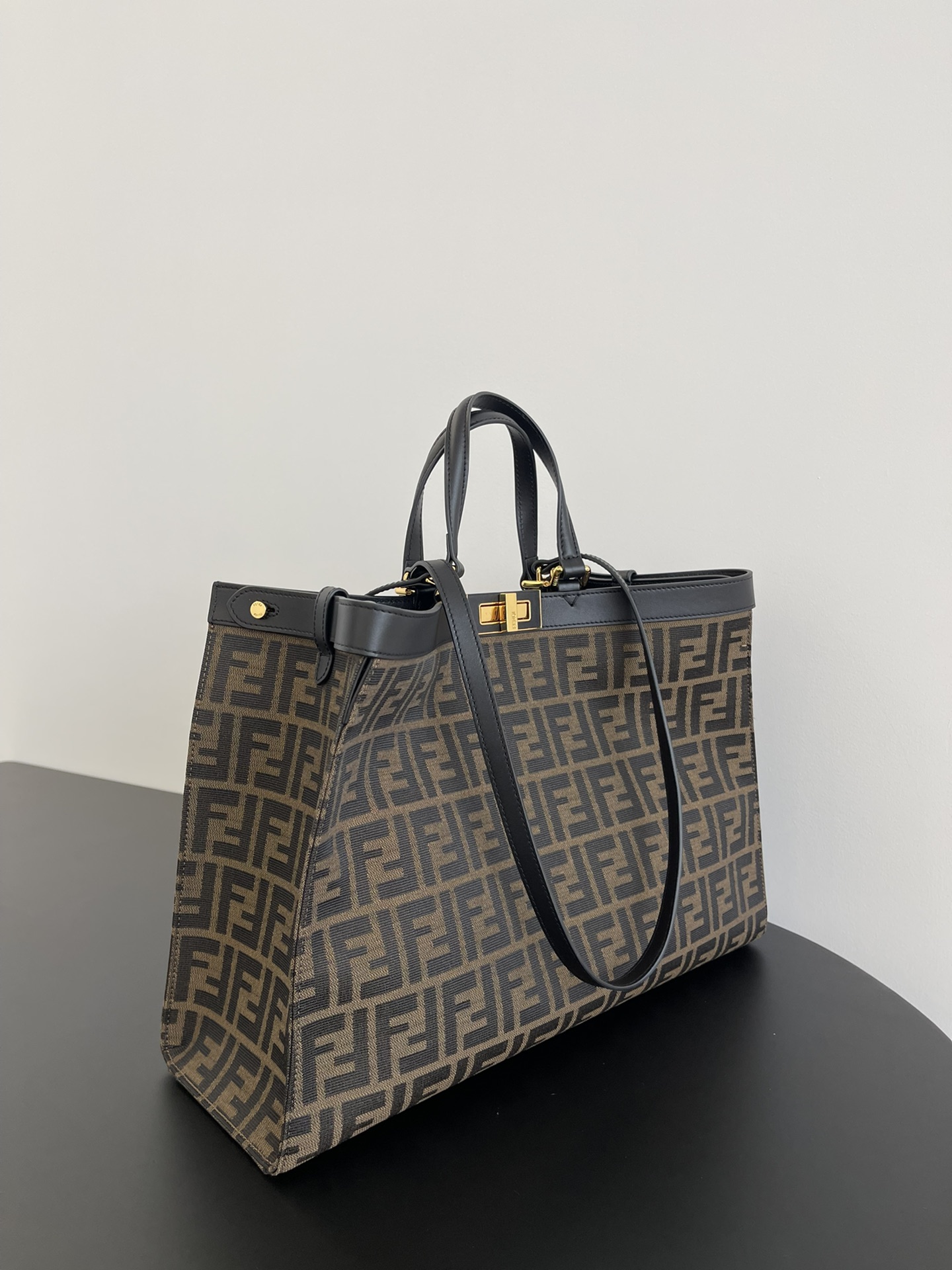 F**di peekaboo x-tote bag gm 41*16*30cm 2023101802
