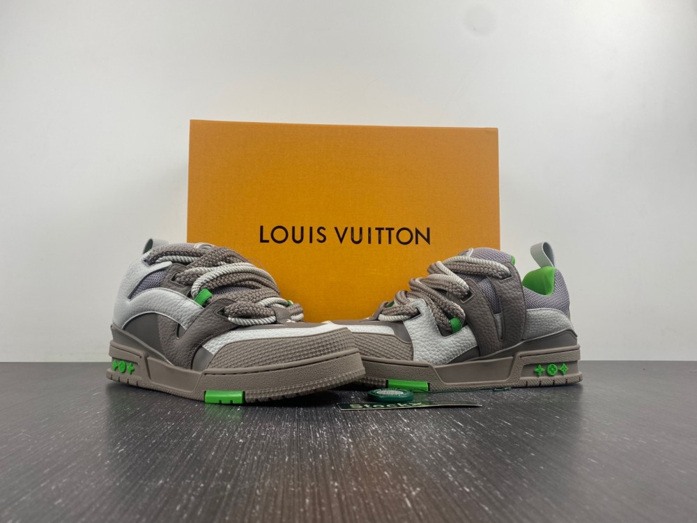 LV sneaker 2023102001