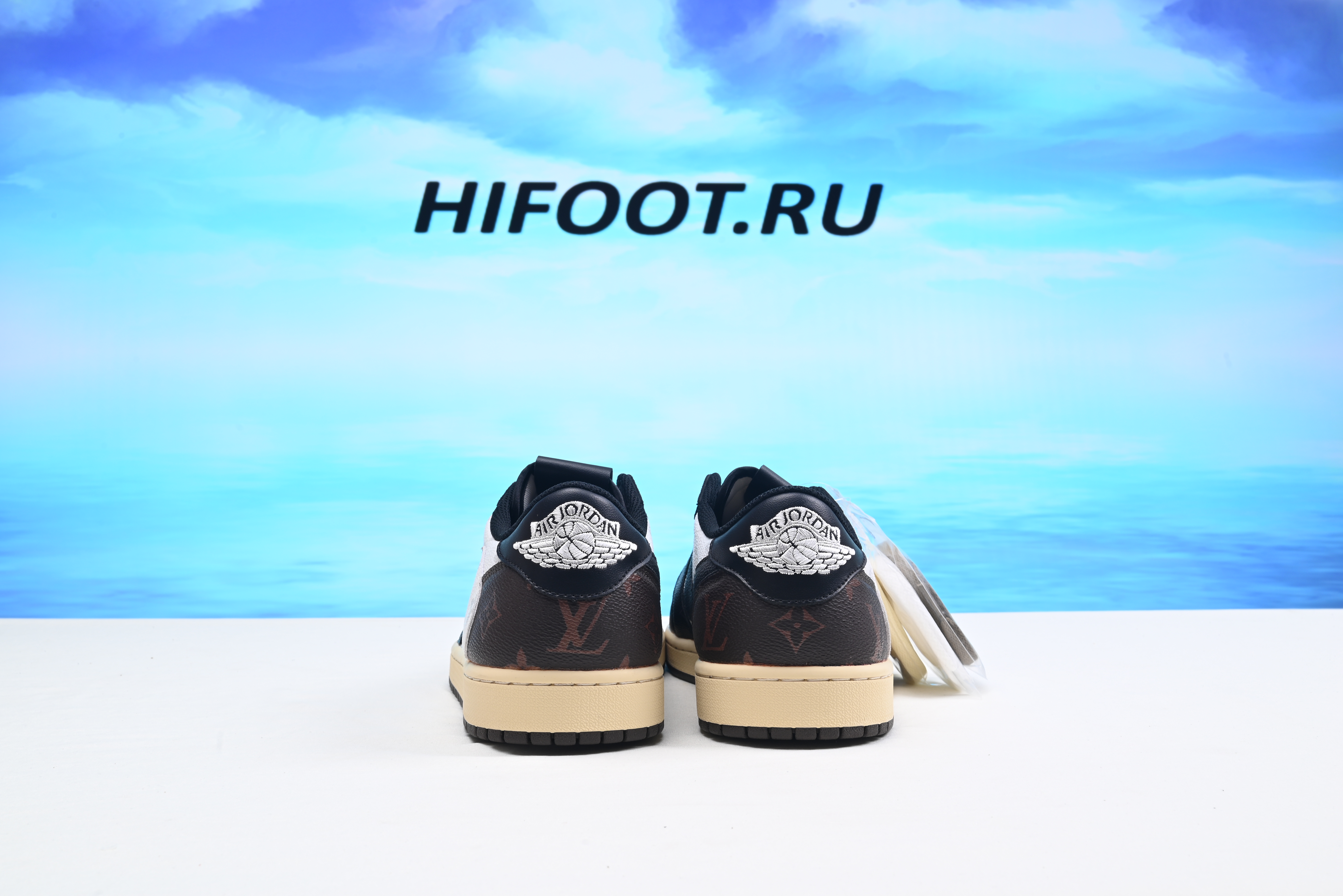 LV x Air Jordan 1 Low x Travis Scott CM7866BC 2023103001