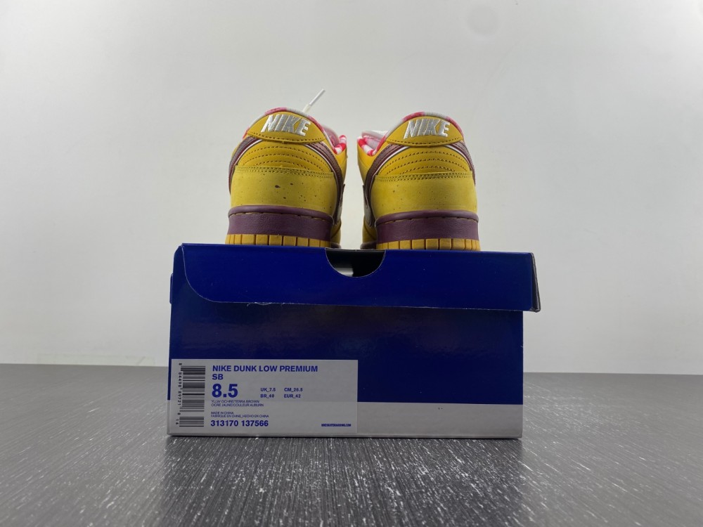 Nike SB Dunk Low Yellow Lobster 313170-137566