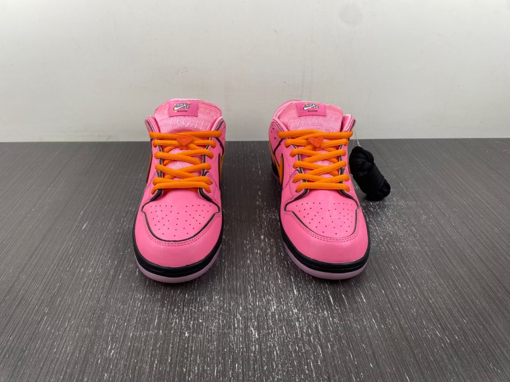The Powerpuff Girls x Dunk Low Pro SB QS Blossom FD2631-600