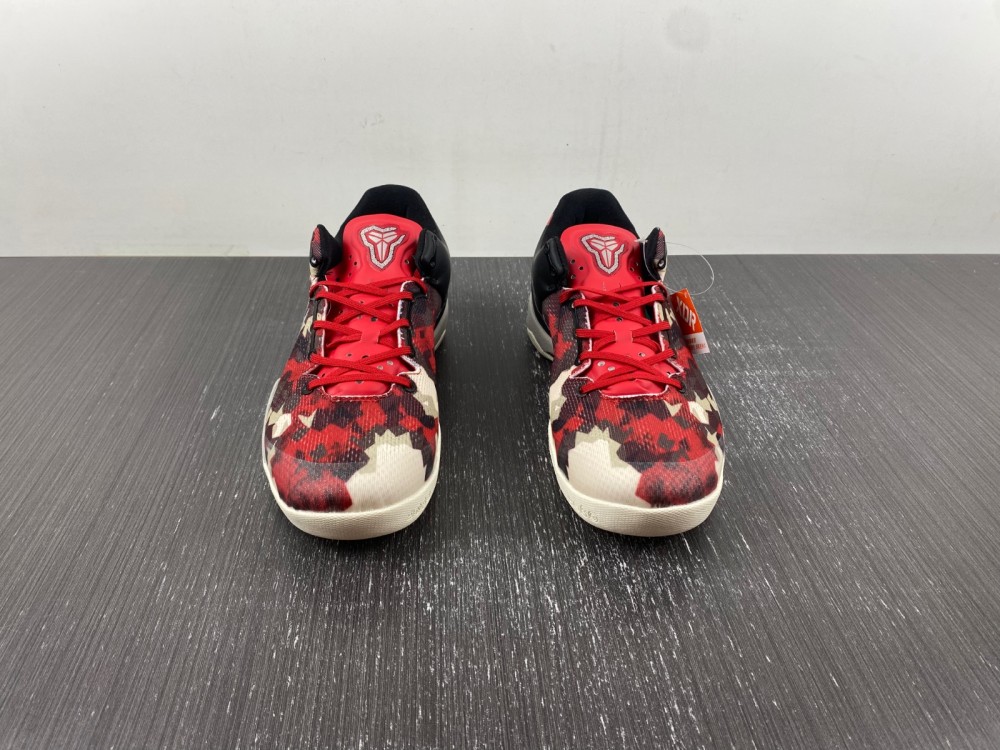 ike Kobe 8 Milk Snake 555035-601