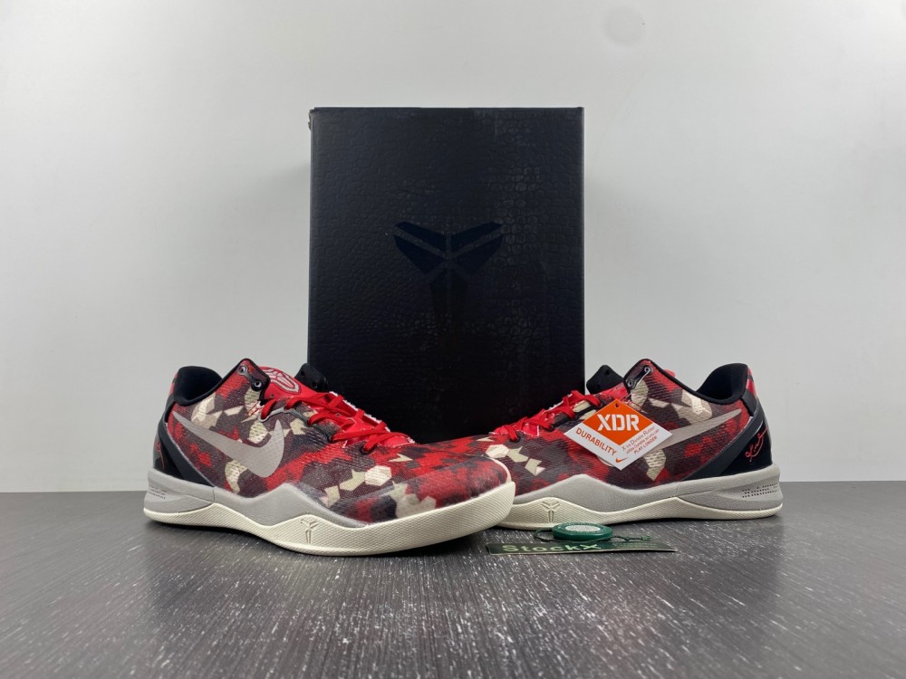 ike Kobe 8 Milk Snake 555035-601