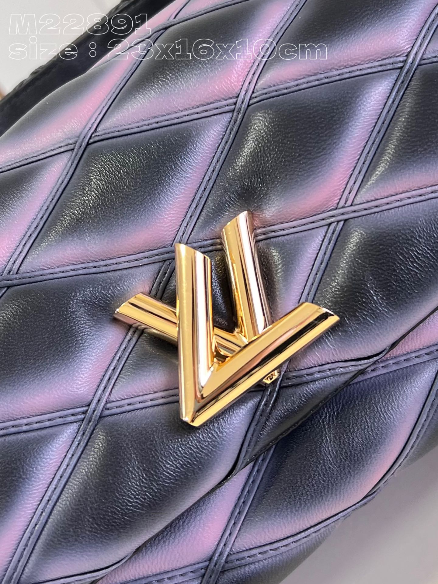 LV M23569 twist Nicolas Ghesquière BAG 23*16*10CM